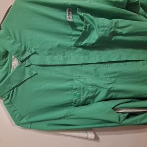 Columbia Men's Green Shirt